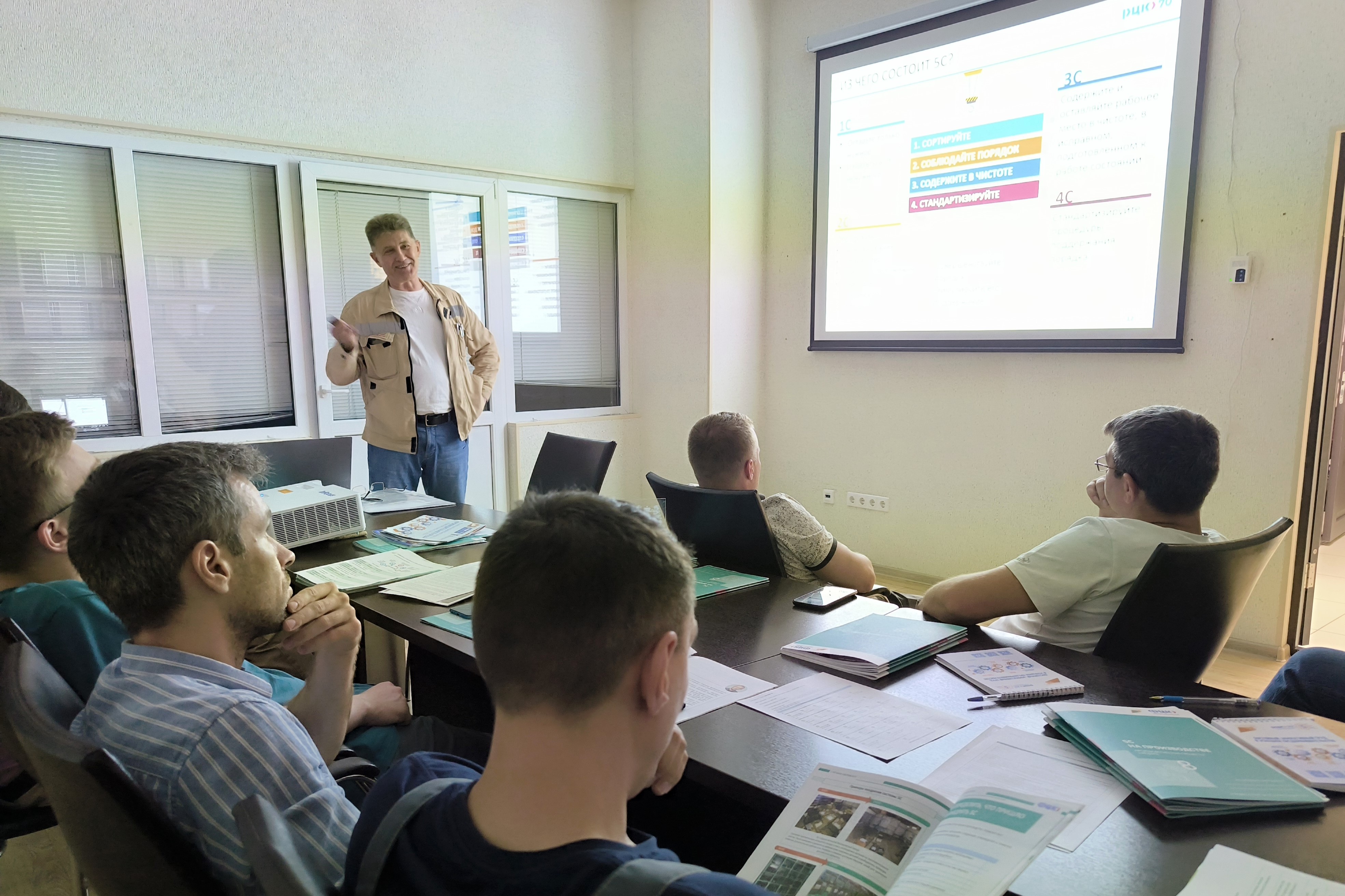 86 тренингов провел РЦК Томской области в 2025 году